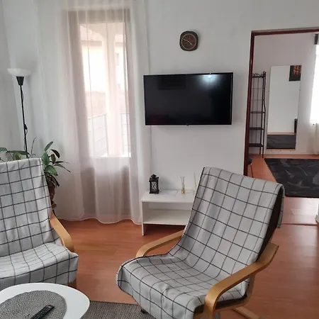 Apartment Flower - 2 *