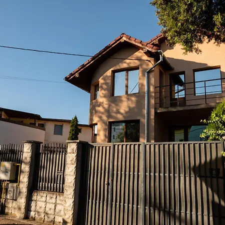 Flower - 2 Cluj-Napoca