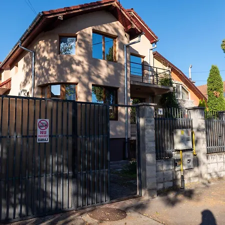 Apartmán Flower - 2 *